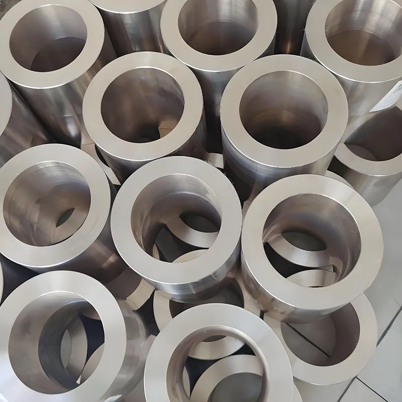 কেন্দ্রাতিগ ঢালাই